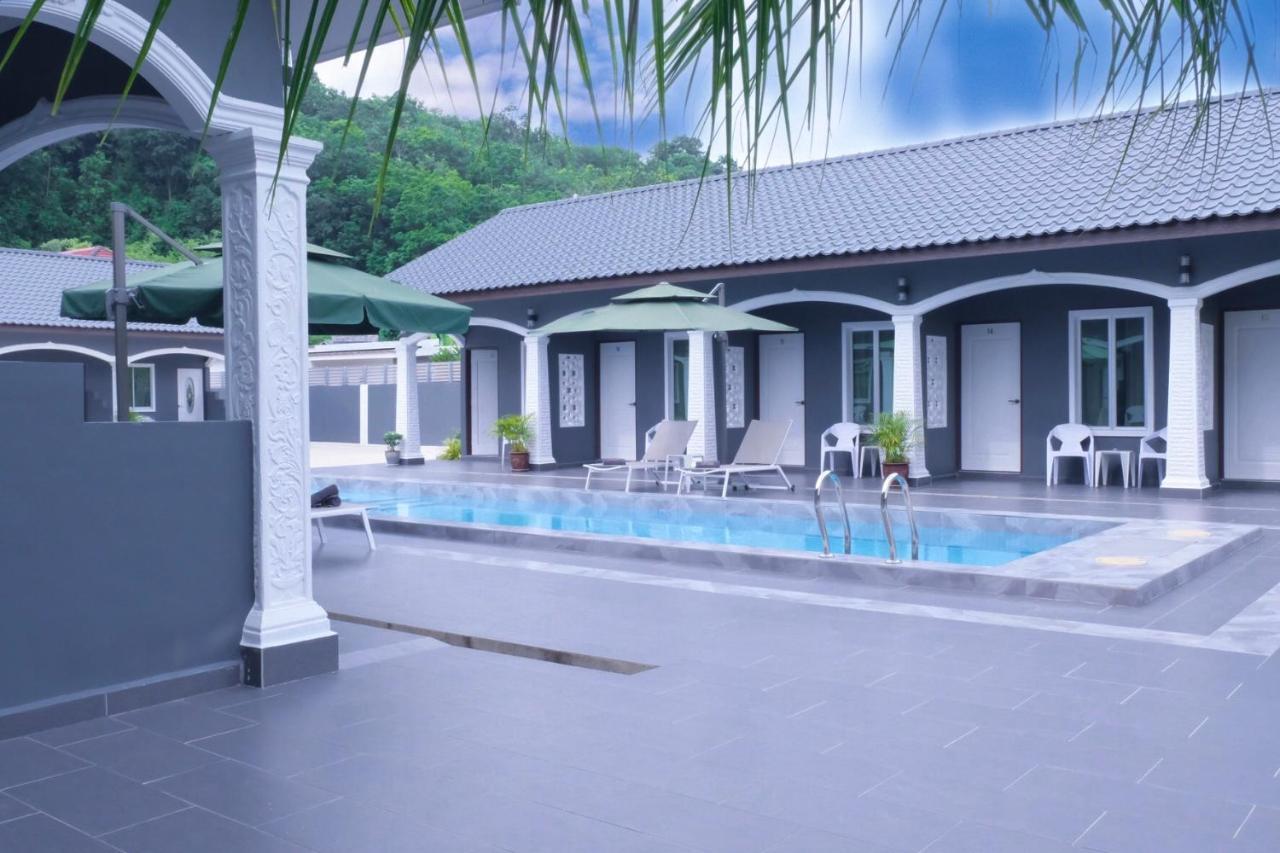 Cenang Rooms With Pool By Virgo Star Resort Pantai Cenang  Ngoại thất bức ảnh